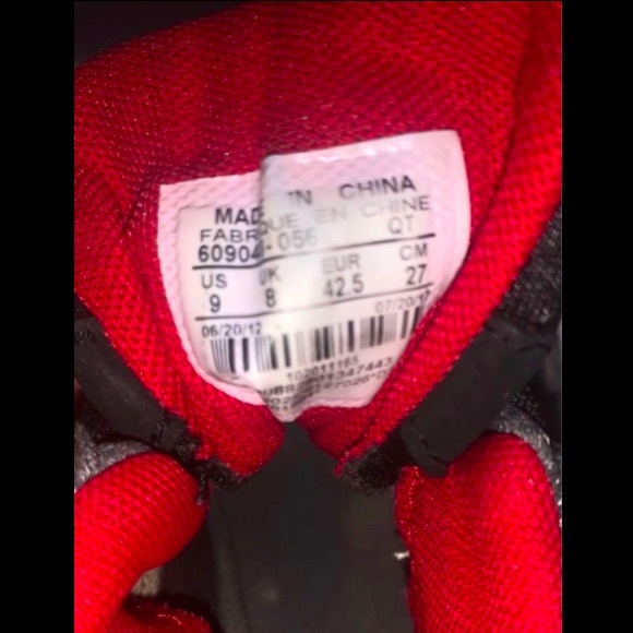 Gray Suede Nike sneakers - Picture 3 of 4